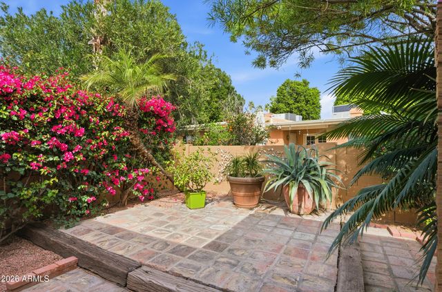 1032 E CLINTON Street, Phoenix, AZ 85020