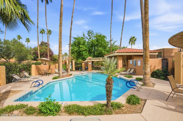 1032 E CLINTON Street, Phoenix, AZ 85020