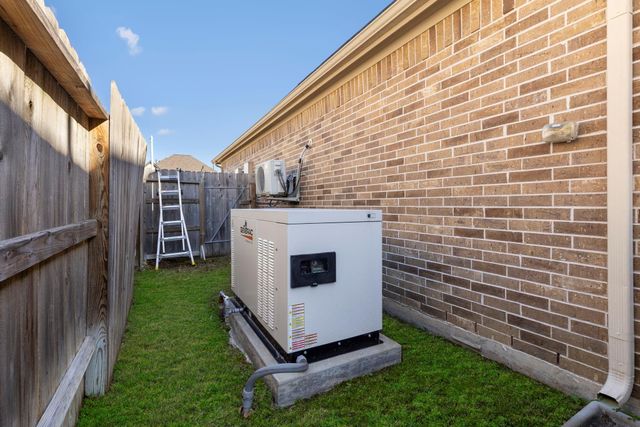 17406 Orchid Falls Lane, Conroe, TX 77302