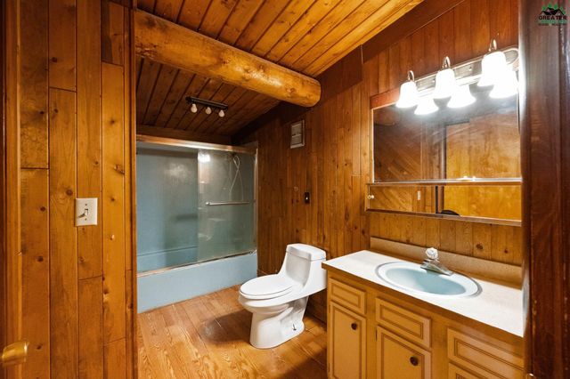 1824 BOBANNA LANE, North Pole, AK 99705