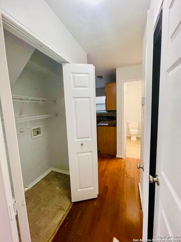 9538 MUSTANG FARM, San Antonio, TX 78254
