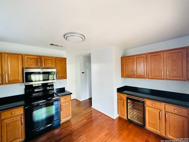 9538 MUSTANG FARM, San Antonio, TX 78254