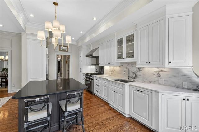 312 N Brentwood Boulevard 3, Clayton, MO 63105