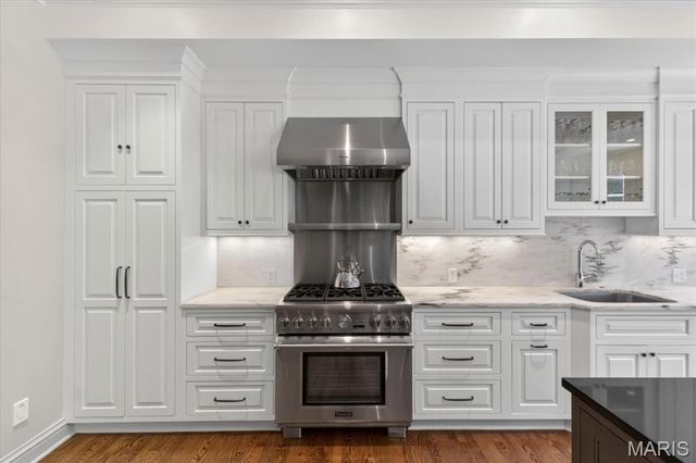 312 N Brentwood Boulevard 3, Clayton, MO 63105