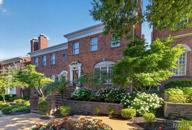 312 N Brentwood Boulevard 3, Clayton, MO 63105