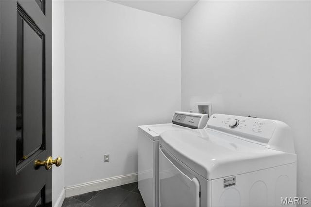 312 N Brentwood Boulevard 3, Clayton, MO 63105