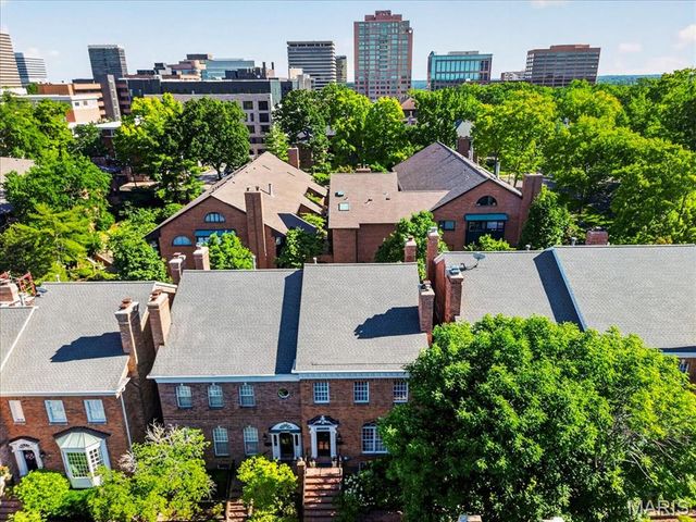 312 N Brentwood Boulevard 3, Clayton, MO 63105