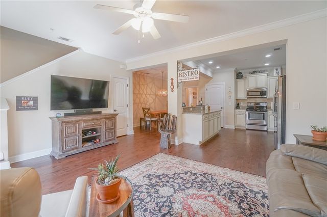 303 Reserve Lane, St Simons Island, GA 31522