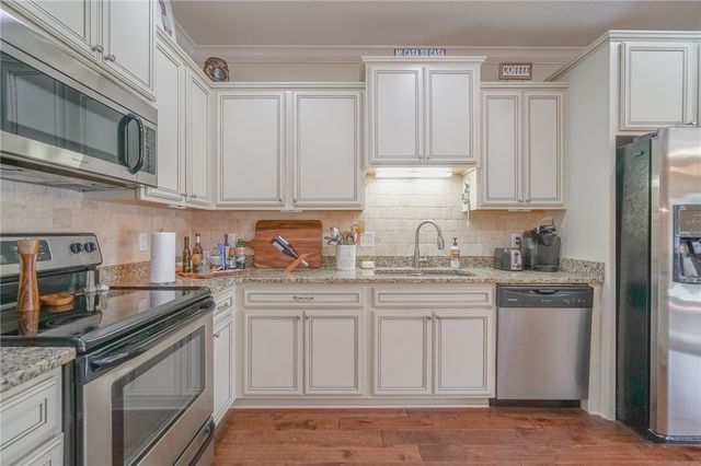 303 Reserve Lane, St Simons Island, GA 31522