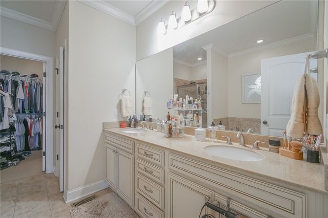 303 Reserve Lane, St Simons Island, GA 31522