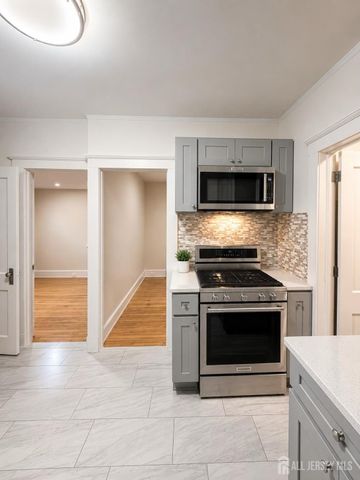 32 Edwin Street 2, Carteret, NJ 07008
