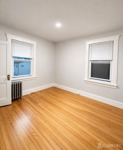 32 Edwin Street 2, Carteret, NJ 07008