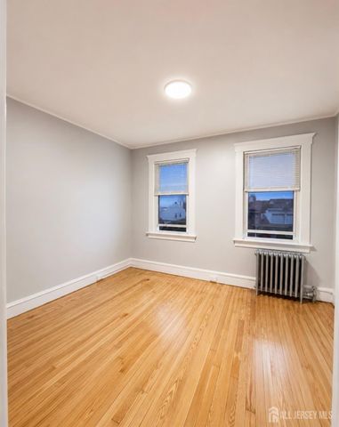 32 Edwin Street 2, Carteret, NJ 07008