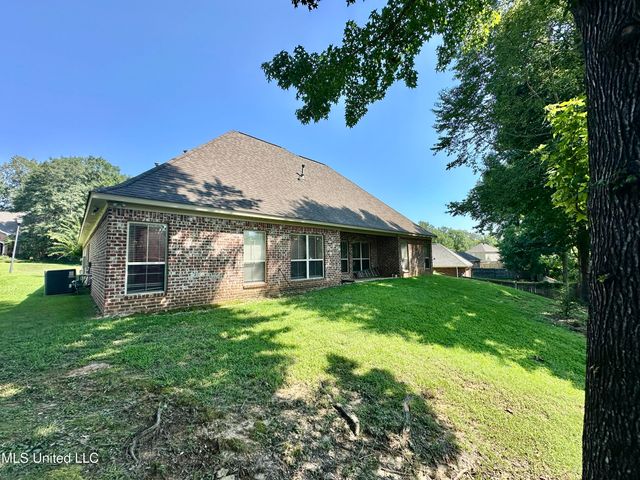 111 Bellemeade Trace, Clinton, MS 39056