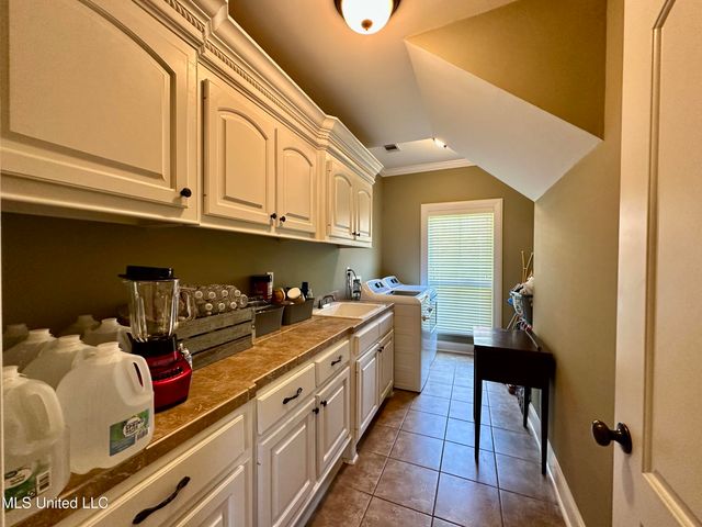 111 Bellemeade Trace, Clinton, MS 39056