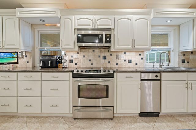 17501 SW 54th Street, Southwest Ranches, FL 33331