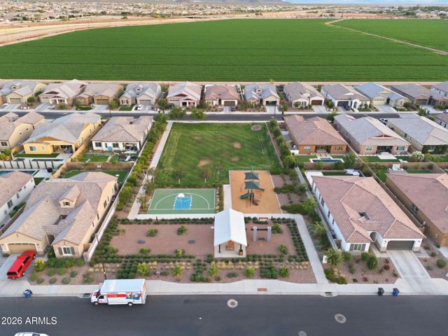 6627 S ABBEY Lane, Gilbert, AZ 85298