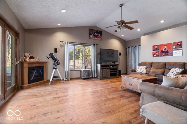 7950 E County Road 300 N, Brownsburg, IN 46112