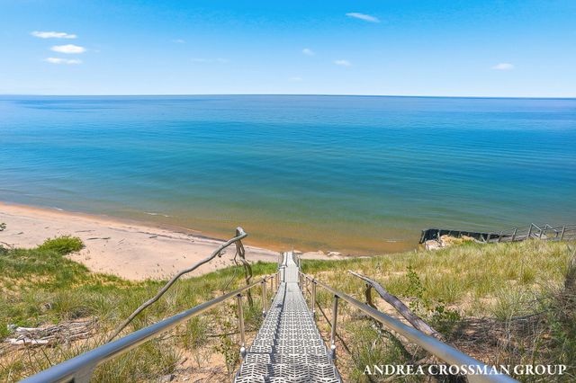 6401 Lakeshore Drive, West Olive, MI 49460