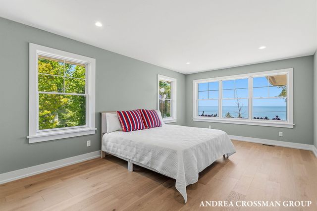 6401 Lakeshore Drive, West Olive, MI 49460