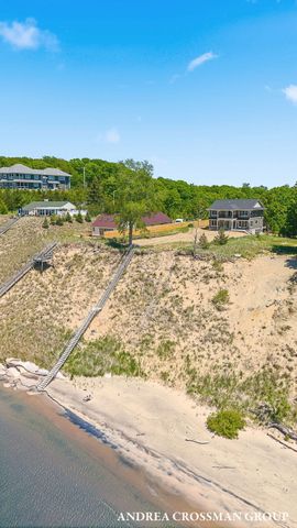 6401 Lakeshore Drive, West Olive, MI 49460