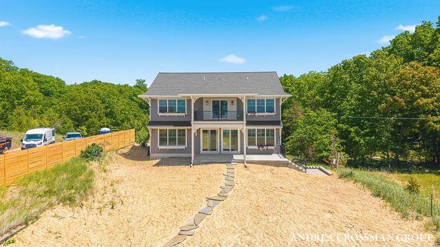 6401 Lakeshore Drive, West Olive, MI 49460