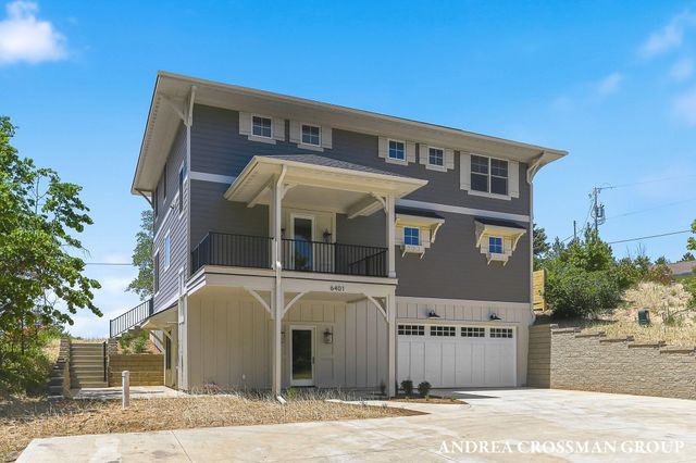 6401 Lakeshore Drive, West Olive, MI 49460