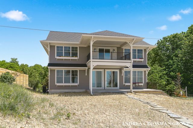 6401 Lakeshore Drive, West Olive, MI 49460