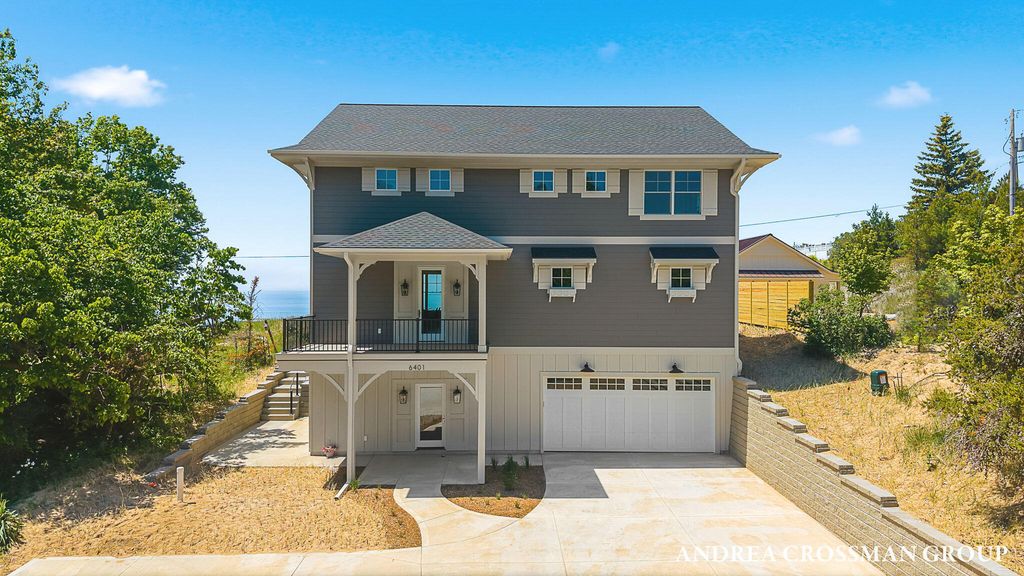 6401 Lakeshore Drive, West Olive, MI 49460
