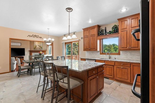 1604 MEADOW WOOD COURT, Green Bay, WI 54313