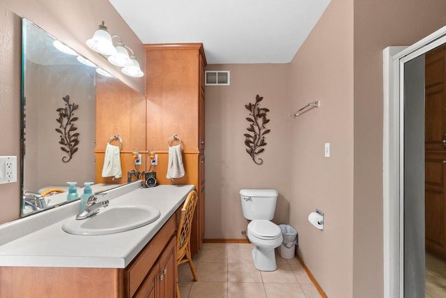 1604 MEADOW WOOD COURT, Green Bay, WI 54313