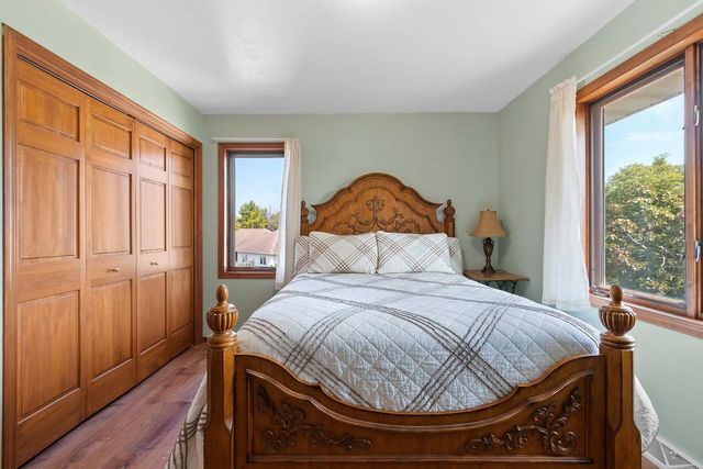 1604 MEADOW WOOD COURT, Green Bay, WI 54313