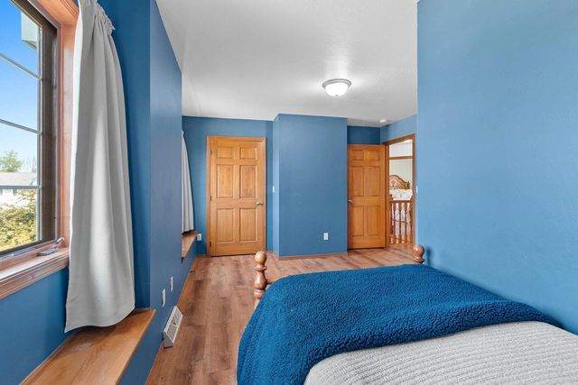 1604 MEADOW WOOD COURT, Green Bay, WI 54313