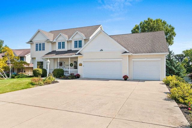 1604 MEADOW WOOD COURT, Green Bay, WI 54313