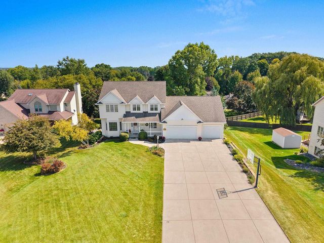 1604 MEADOW WOOD COURT, Green Bay, WI 54313