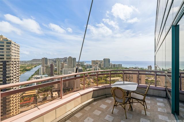 1888 Kalakaua Avenue 3704, Honolulu, HI 96815