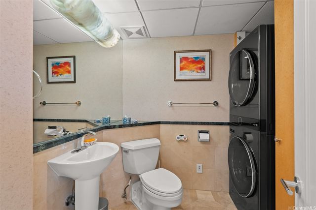 1888 Kalakaua Avenue 3704, Honolulu, HI 96815