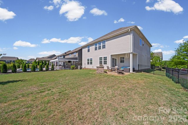 7066 Hamilton Mill Drive, Waxhaw, NC 28173