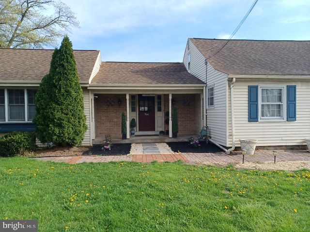 7666 LINCOLN HWY, Abbottstown, PA 17301
