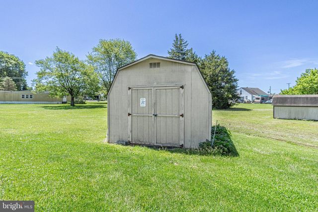 7666 LINCOLN HWY, Abbottstown, PA 17301