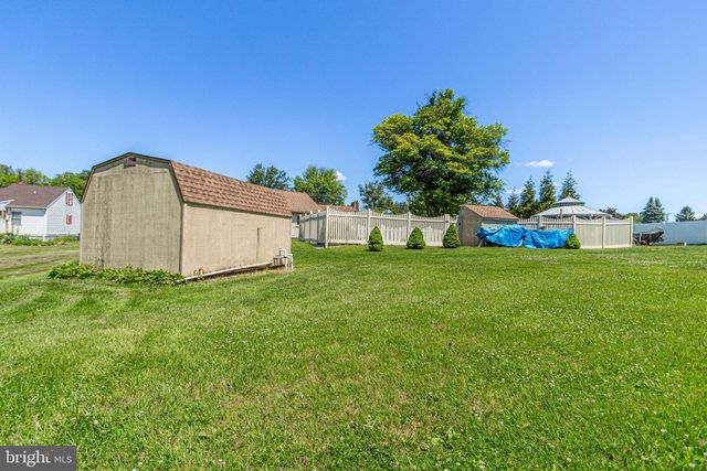 7666 LINCOLN HWY, Abbottstown, PA 17301