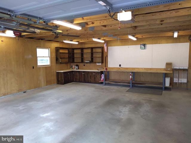 7666 LINCOLN HWY, Abbottstown, PA 17301