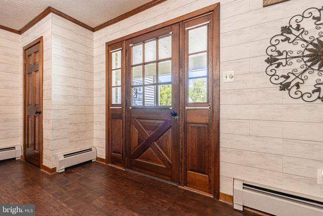 7666 LINCOLN HWY, Abbottstown, PA 17301