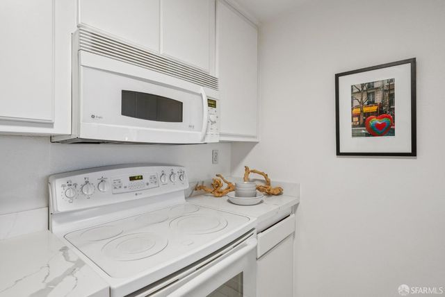 460 Francisco Street 204, San Francisco, CA 94133