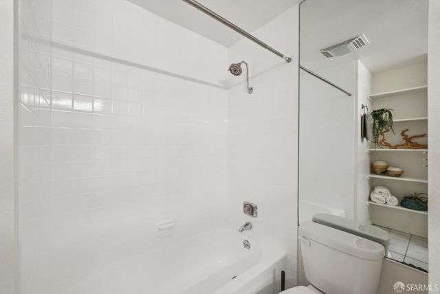 460 Francisco Street 204, San Francisco, CA 94133