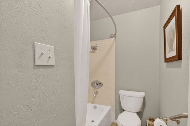 8261 Club Meadows Drive, Dallas, TX 75243