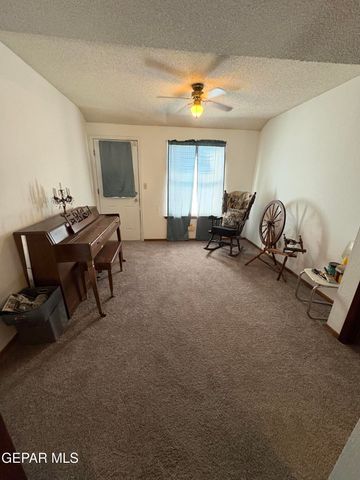 2901 LAKE MICHIGAN Drive, El Paso, TX 79936