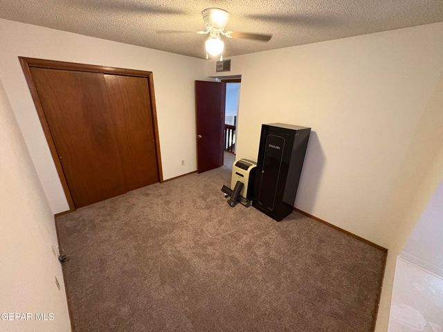 2901 LAKE MICHIGAN Drive, El Paso, TX 79936