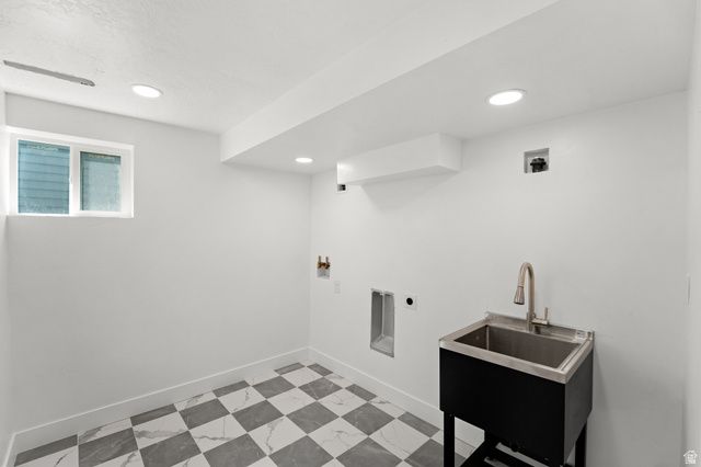 2242 E KENSINGTON AVE, Salt Lake City, UT 84108