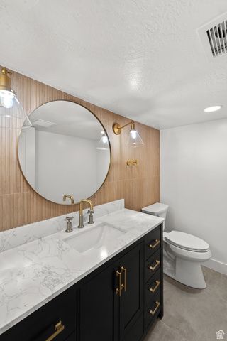 2242 E KENSINGTON AVE, Salt Lake City, UT 84108